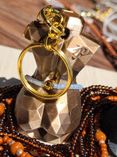 Load image into Gallery viewer, Goddess Physique Keychain "Ala"